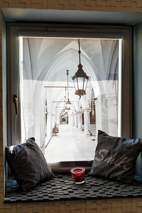 Cozy And Large 62 M2 Apartment With Air Conditioning, Old Town Cracóvia Exterior foto