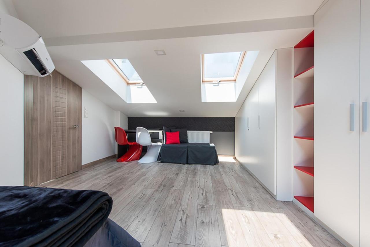 Cozy And Large 62 M2 Apartment With Air Conditioning, Old Town Cracóvia Exterior foto